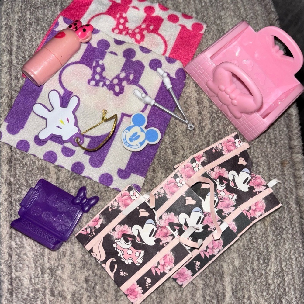 Disney Minnie Mouse Pink and Purple Play Set